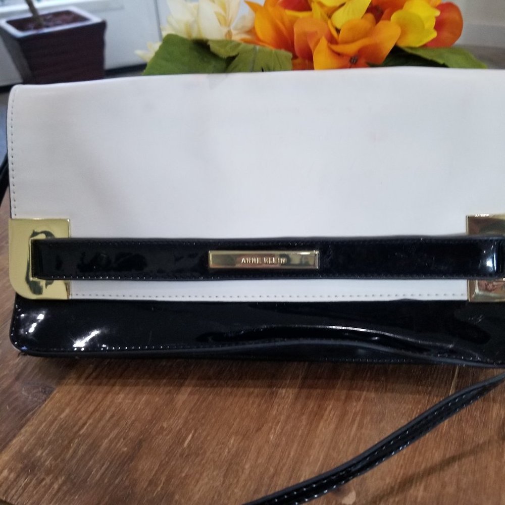 Anne Klein Black and White purse with gold accents